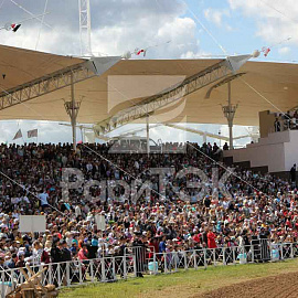Tribune awning, Naberezhnye Chelny